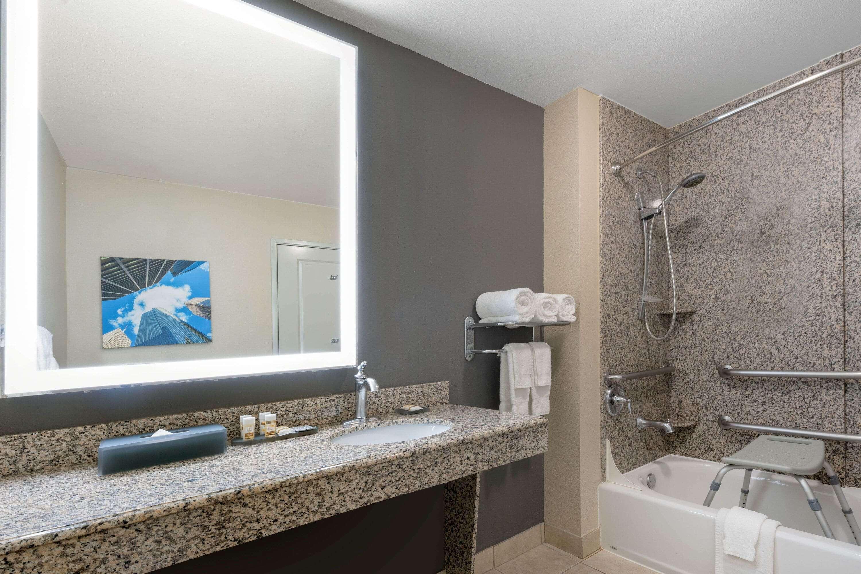 Hotel La Quinta By Wyndham Houston Energy Corridor Exterior foto