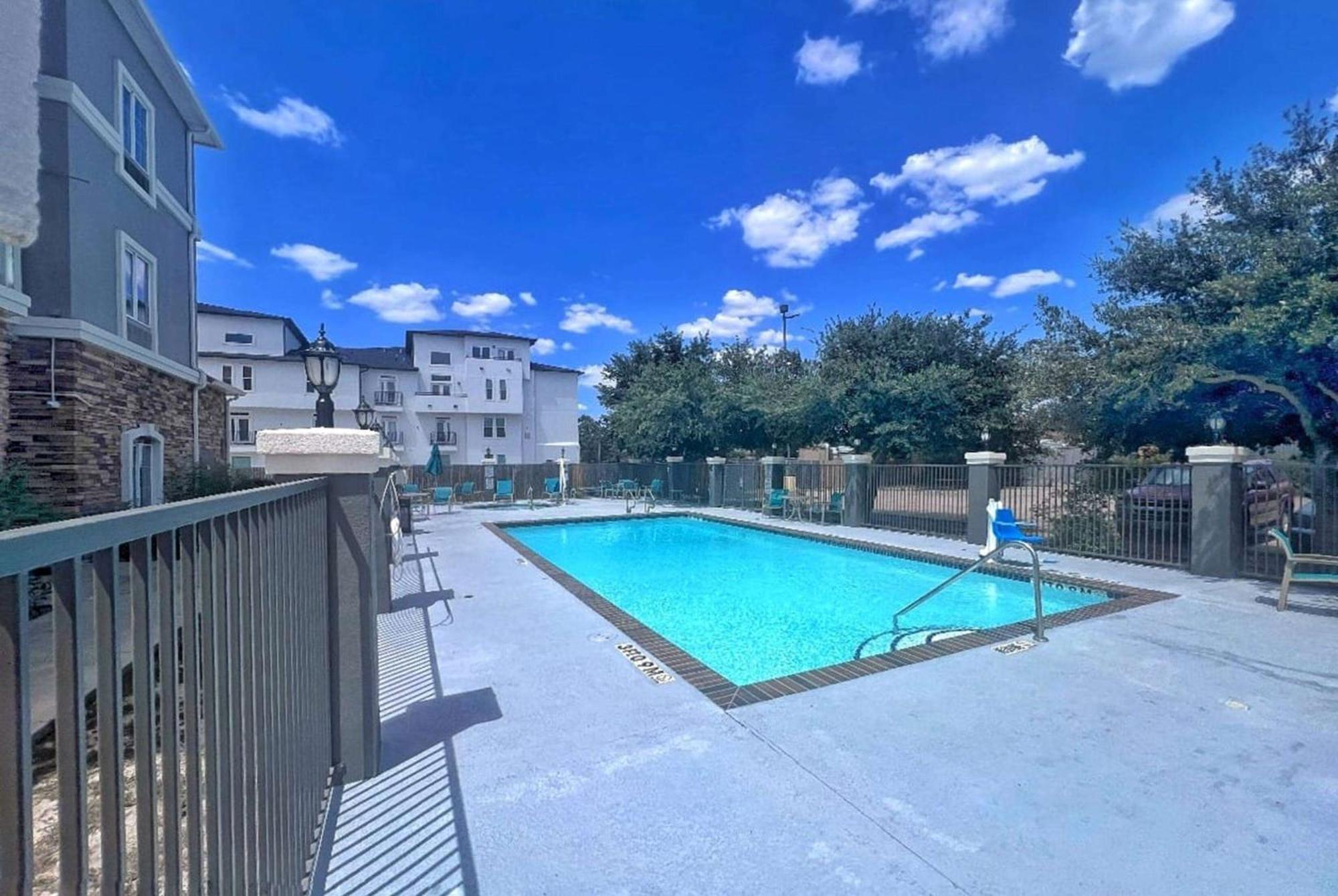 Hotel La Quinta By Wyndham Houston Energy Corridor Exterior foto