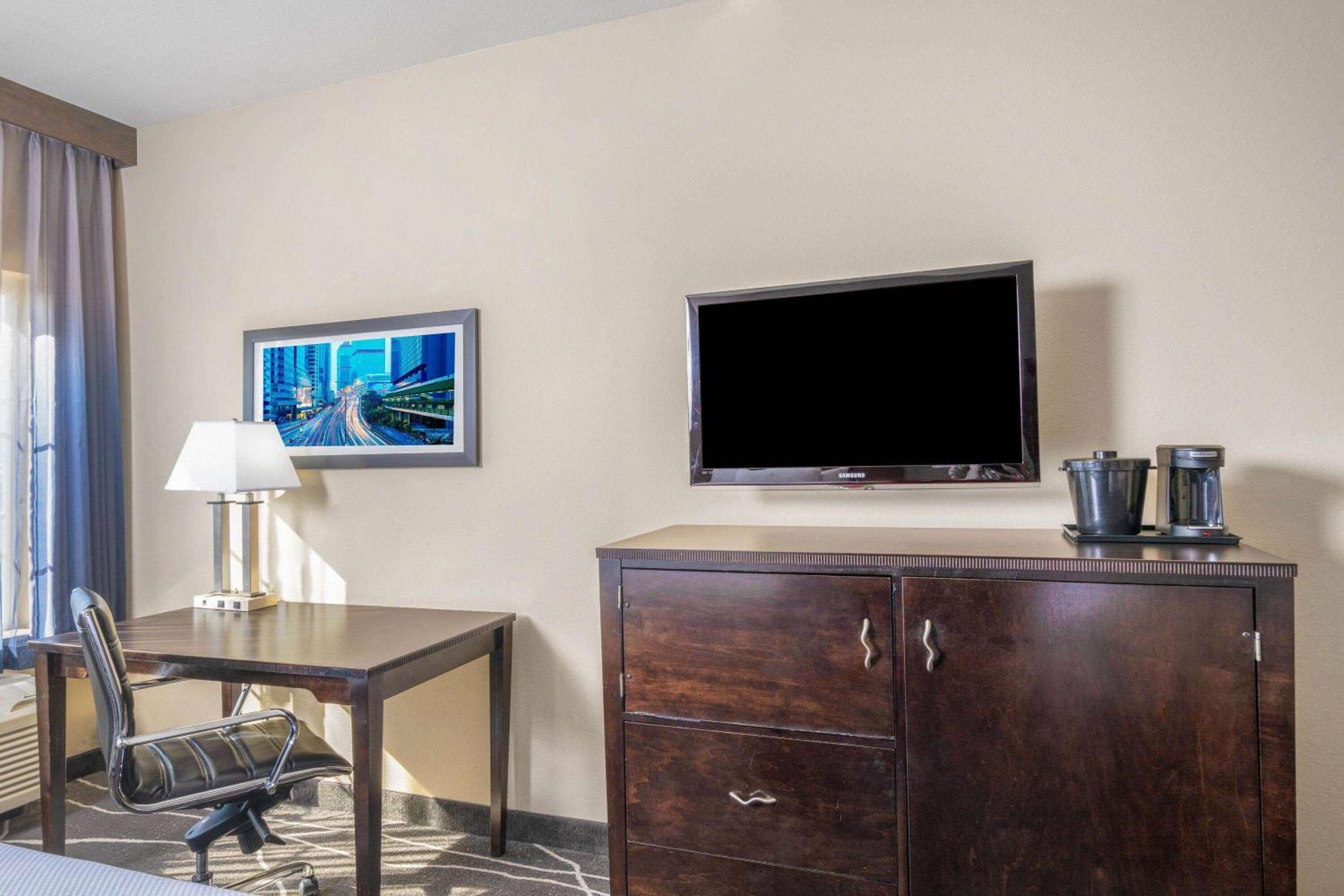 Hotel La Quinta By Wyndham Houston Energy Corridor Exterior foto